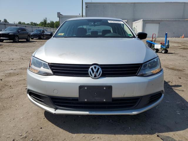  VOLKSWAGEN JETTA 2013 Srebrny