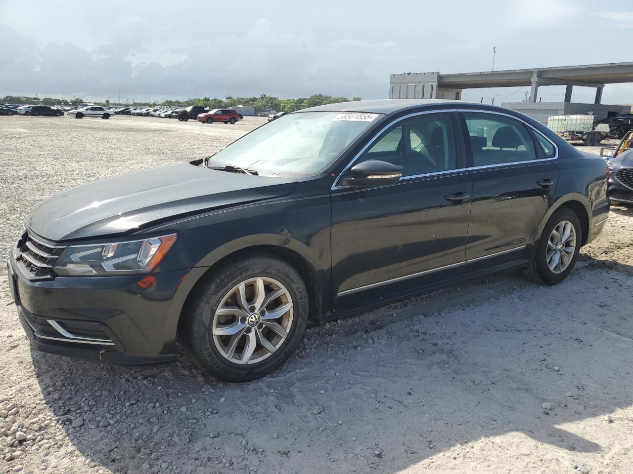 2016 Volkswagen Passat S