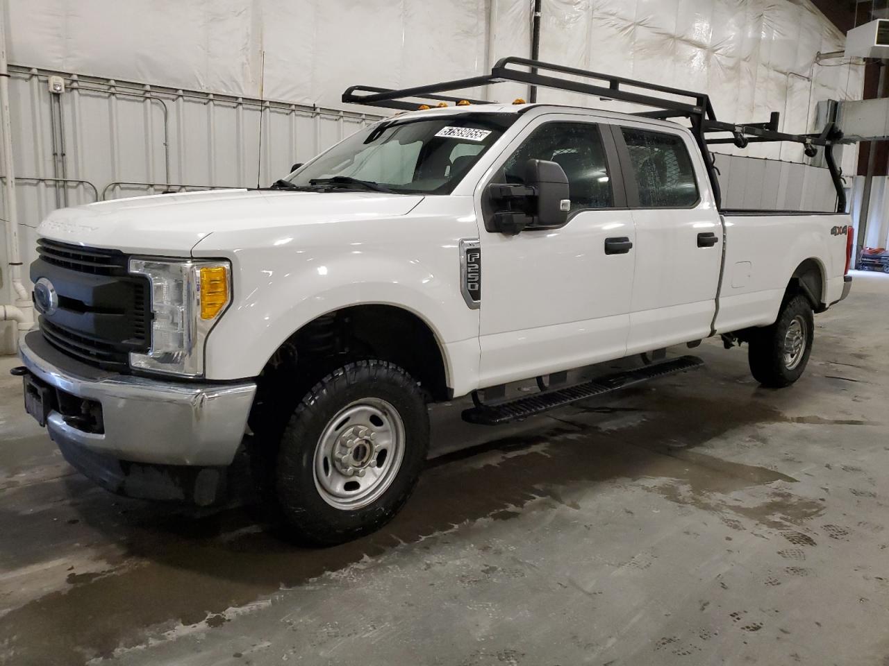 2017 Ford F250 Super Duty for Sale in Avon, MN - Front End
