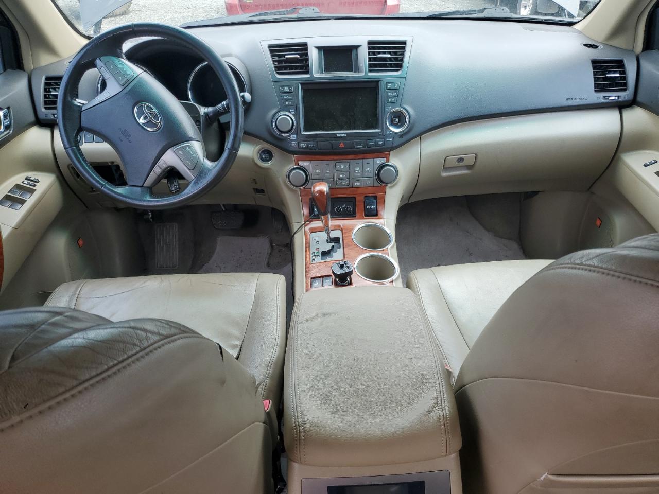 2008 Toyota Highlander Limited VIN: JTEES42A282000252 Lot: 55836995