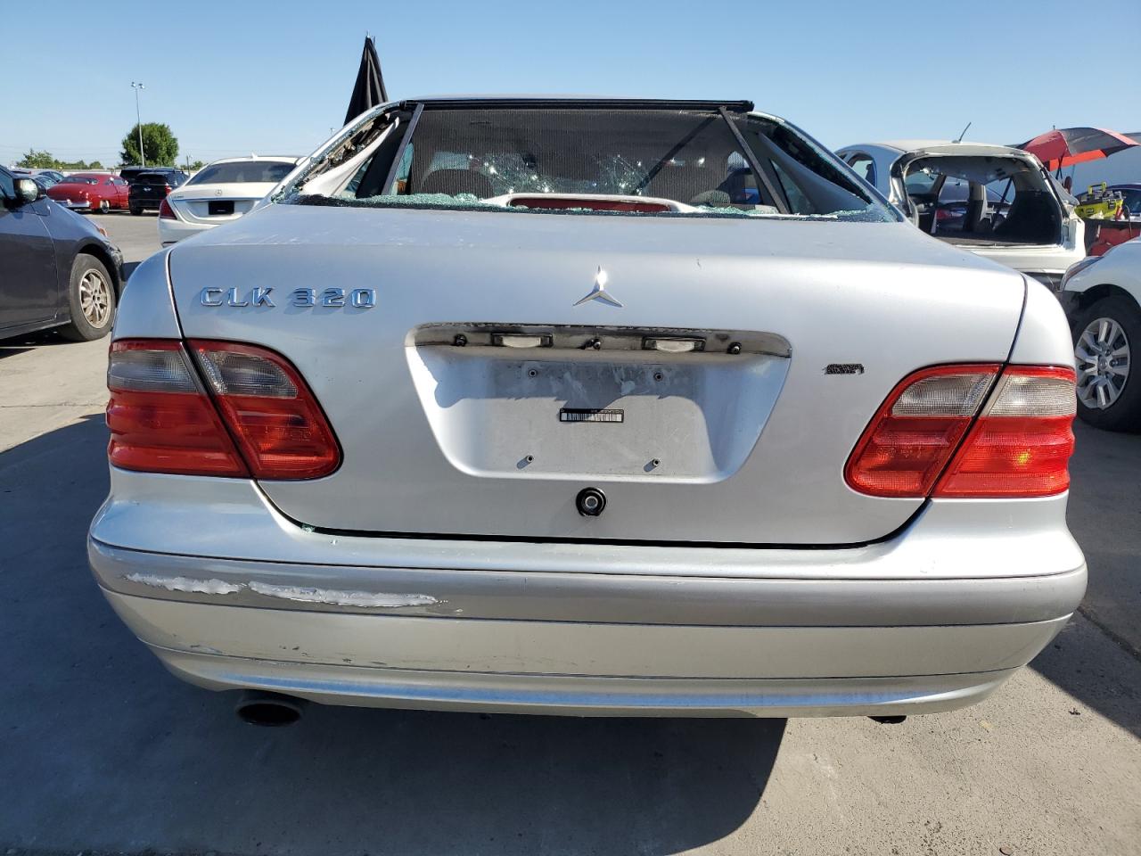 1998 Mercedes-Benz Clk 320 VIN: WDBLJ65G0WF015315 Lot: 56978345
