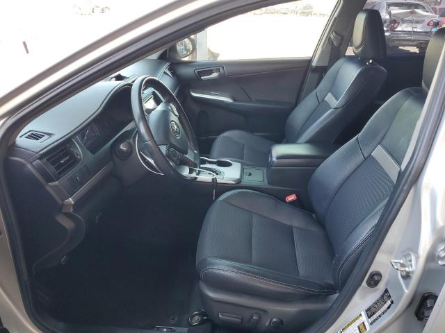  TOYOTA CAMRY 2014 Srebrny