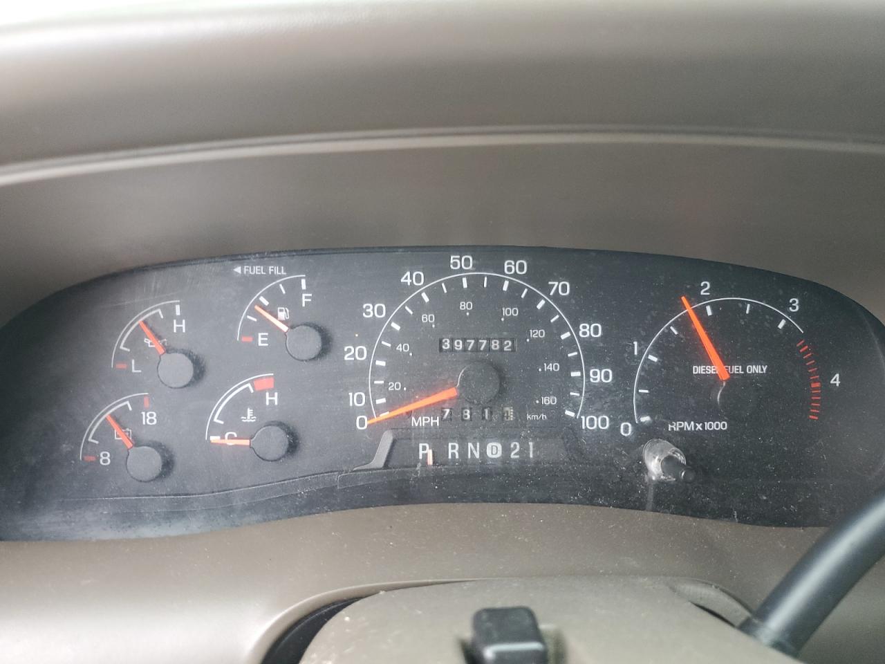 2000 Ford Excursion Limited VIN: 1FMNU42FXYEE16487 Lot: 57900355