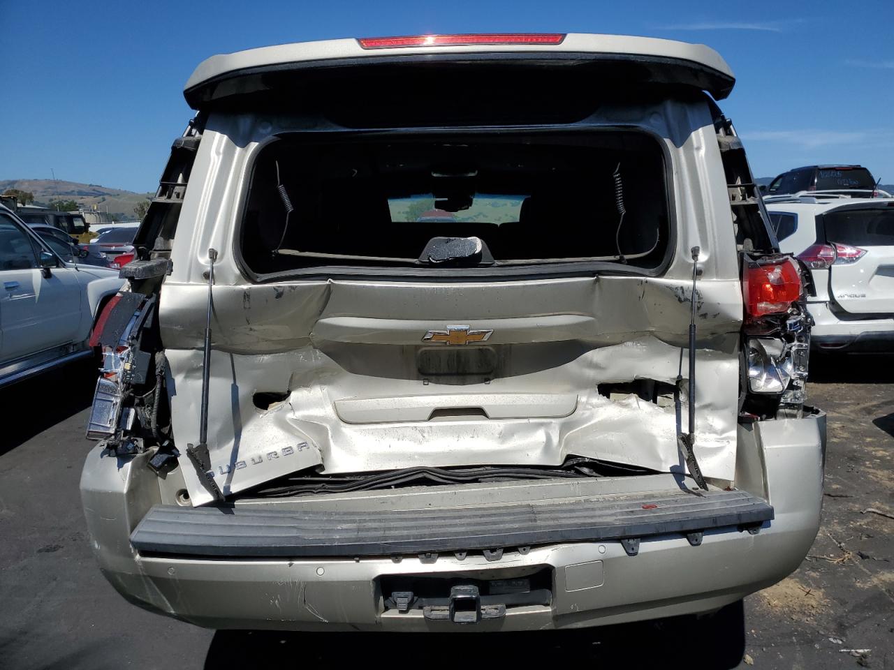 2015 Chevrolet Suburban K1500 Lt VIN: 1GNSKJKC0FR272107 Lot: 56006035