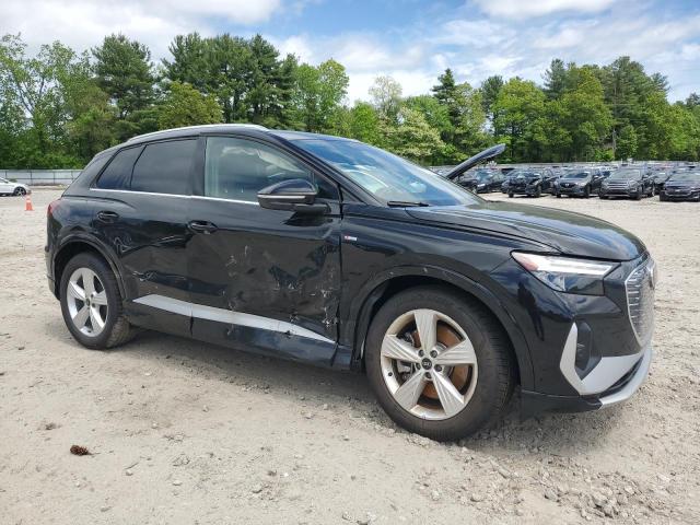  AUDI Q4 E-TRON 2024 Чорний