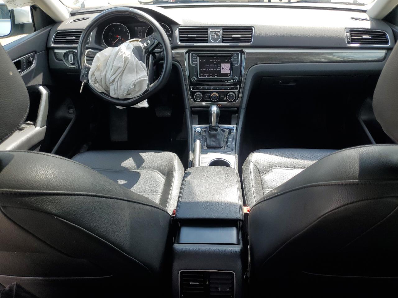 2017 Volkswagen Passat Se VIN: 1VWBT7A39HC046175 Lot: 58722725