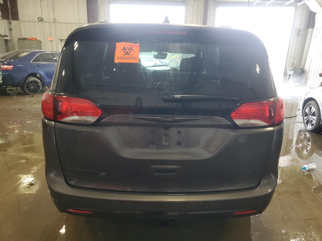 2020 Chrysler Pacifica Touring L VIN: 2C4RC3BG4LR263807 Lot: 56363255
