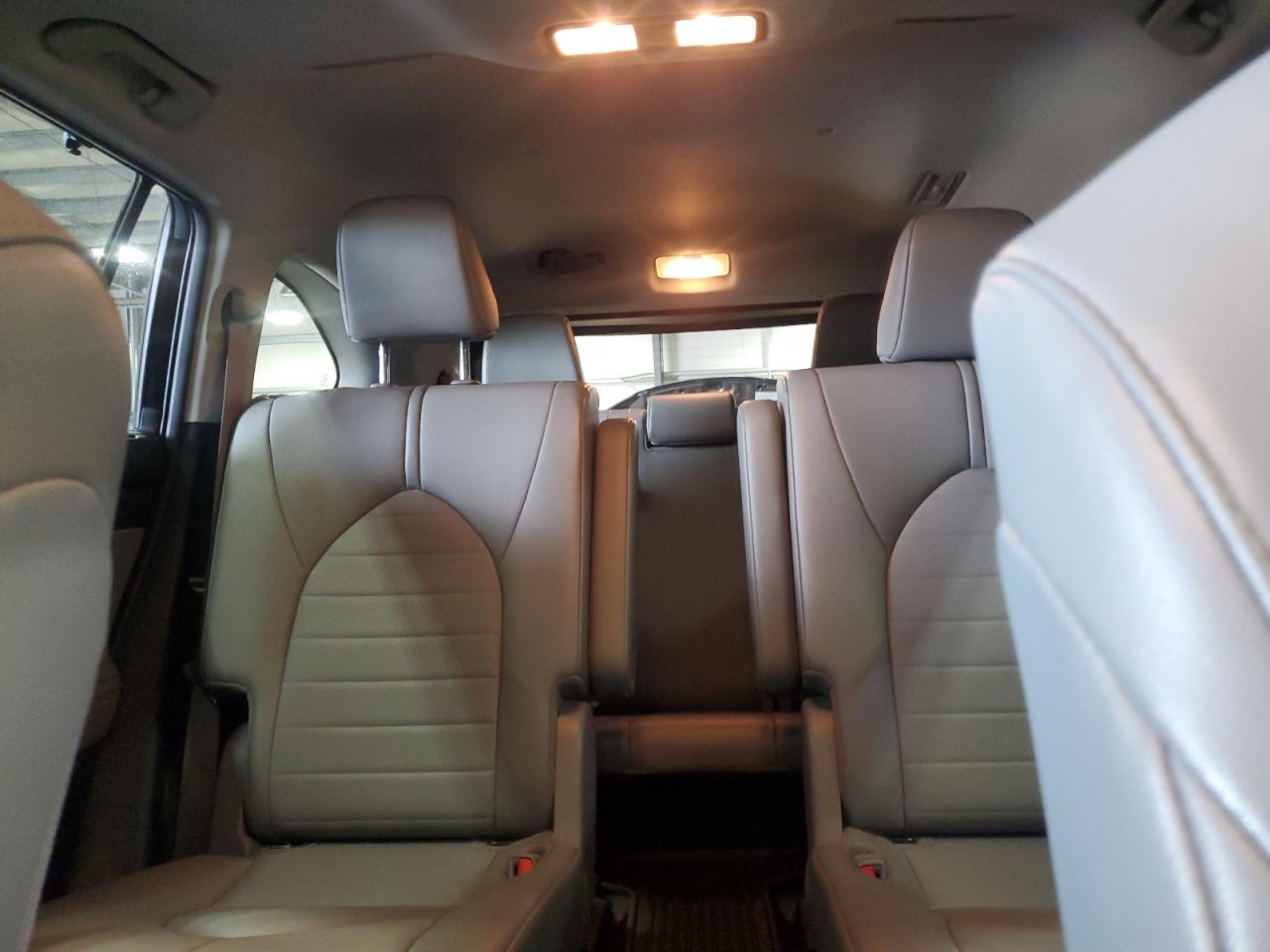 2021 Toyota Highlander Xle VIN: 5TDGZRBH0MS069270 Lot: 56638425