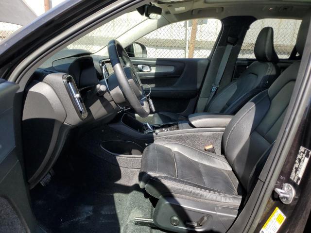  VOLVO XC40 PLUS 2023 Czarny