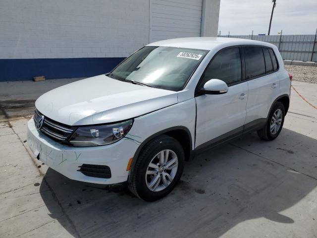 2014 Volkswagen Tiguan S 2.0L