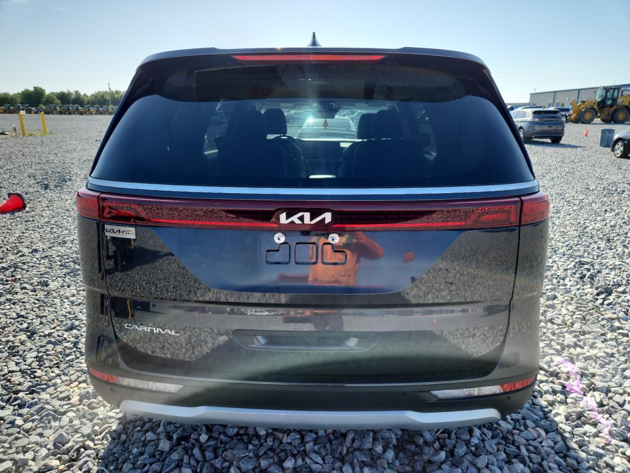 2024 Kia Carnival Lx VIN: KNDNB4H30R6364550 Lot: 58533405
