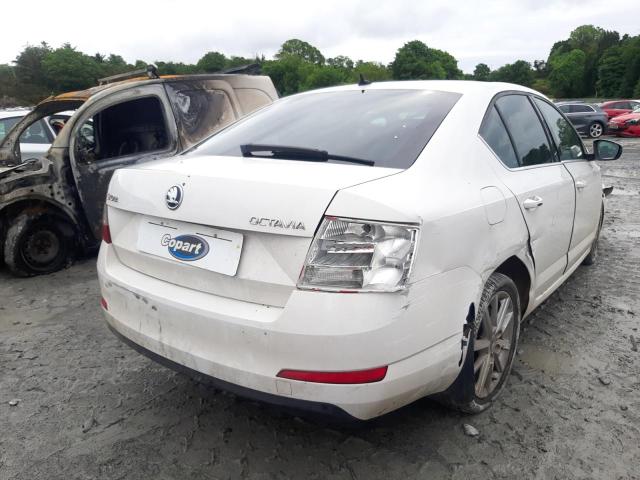 2015 SKODA OCTAVIA SE