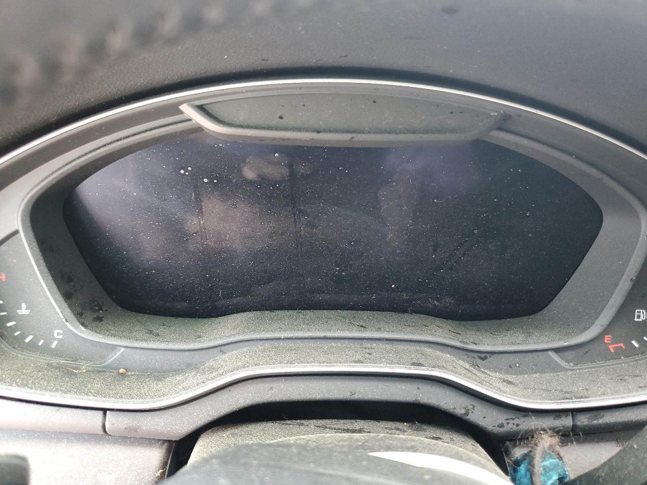 wa1cnafy8j2121795 WA1CNAFY8J2121795 2018 Audi Q5 Prestige