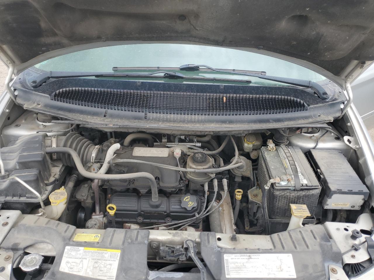 2005 Dodge Grand Caravan Sxt VIN: 2D4GP44L15R565914 Lot: 56537475