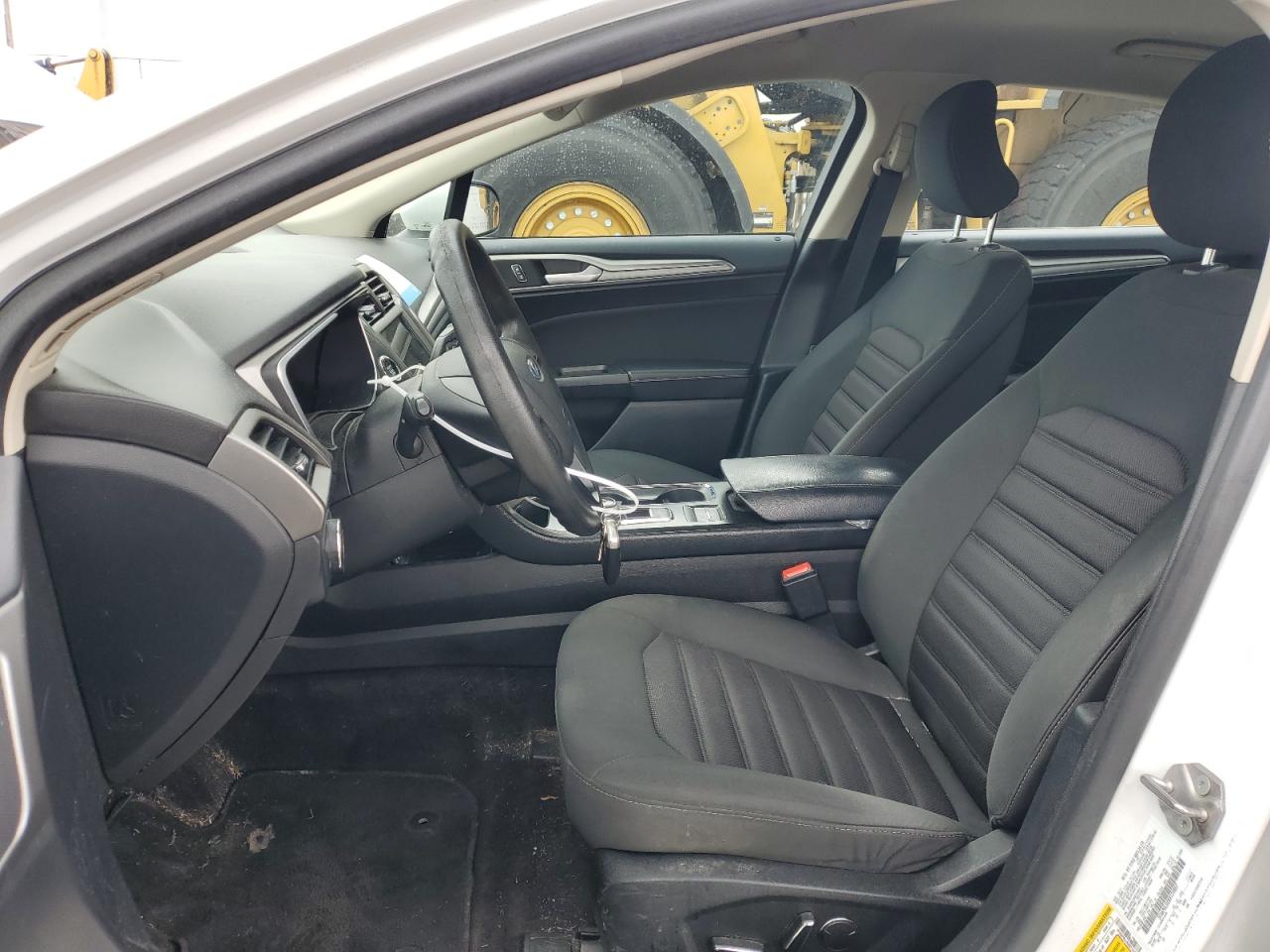 2019 Ford Fusion Se VIN: 3FA6P0LUXKR124807 Lot: 54037065