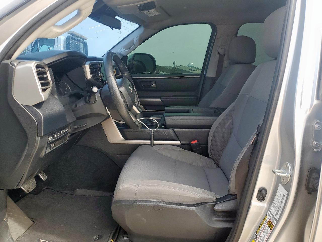 2022 Toyota Tundra Crewmax Sr VIN: 5TFLA5AB8NX002312 Lot: 57152505