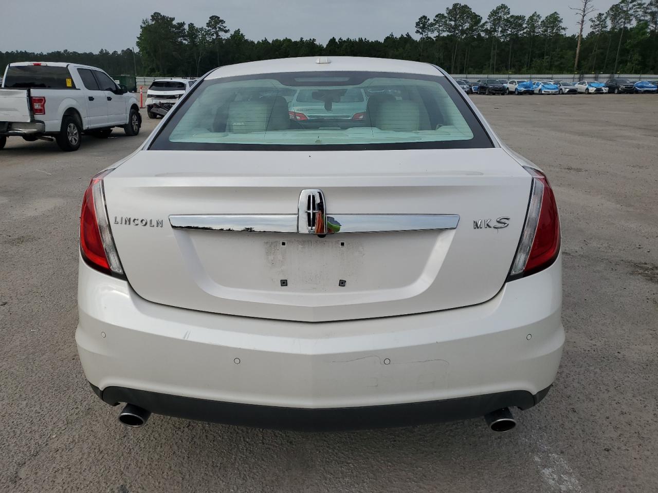2011 Lincoln Mks VIN: 1LNHL9DR2BG615453 Lot: 56946285
