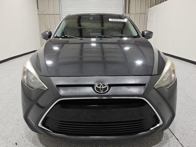  TOYOTA YARIS 2017 Gray