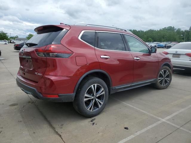  NISSAN ROGUE 2018 Красный