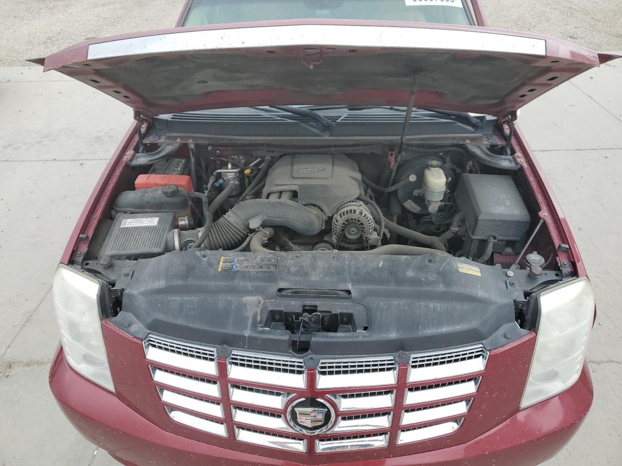 2007 Cadillac Escalade Luxury VIN: 1GYFK63807R329693 Lot: 56887685