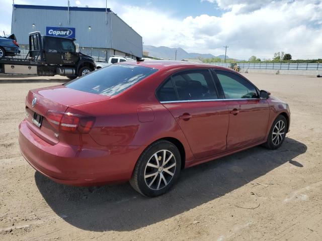  VOLKSWAGEN JETTA 2017 Красный