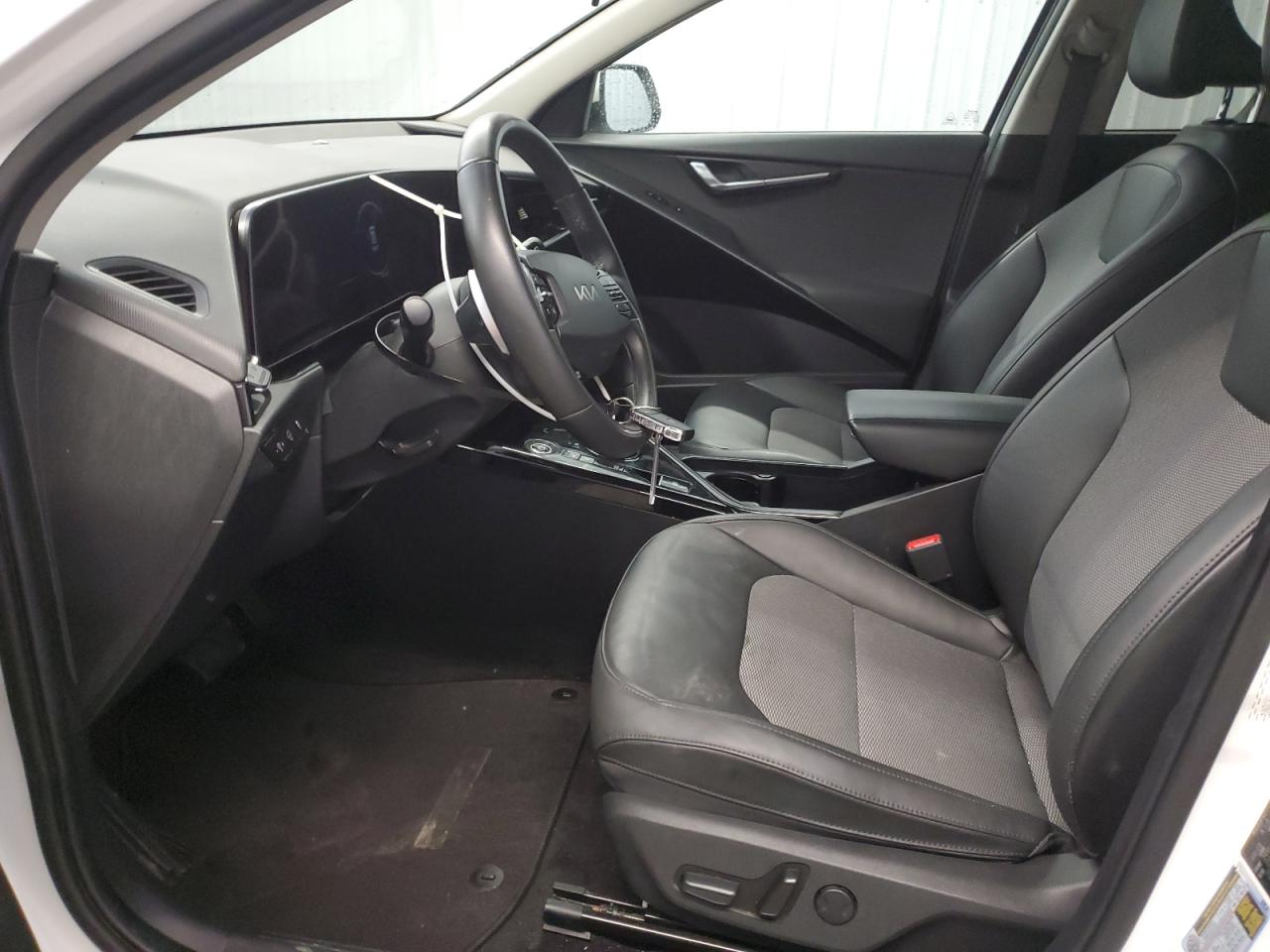 2023 Kia Niro Wind VIN: KNDCR3L18P5054717 Lot: 56320375