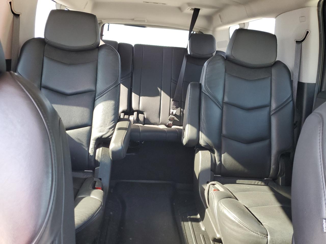 2020 Cadillac Escalade Esv Luxury VIN: 1GYS3HKJ7LR223781 Lot: 56966085