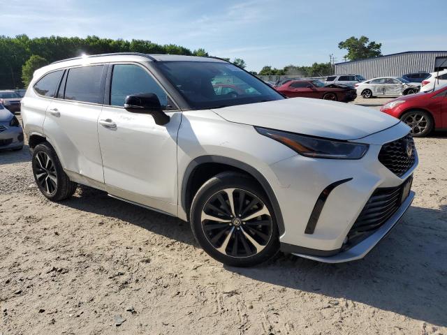  TOYOTA HIGHLANDER 2021 Білий