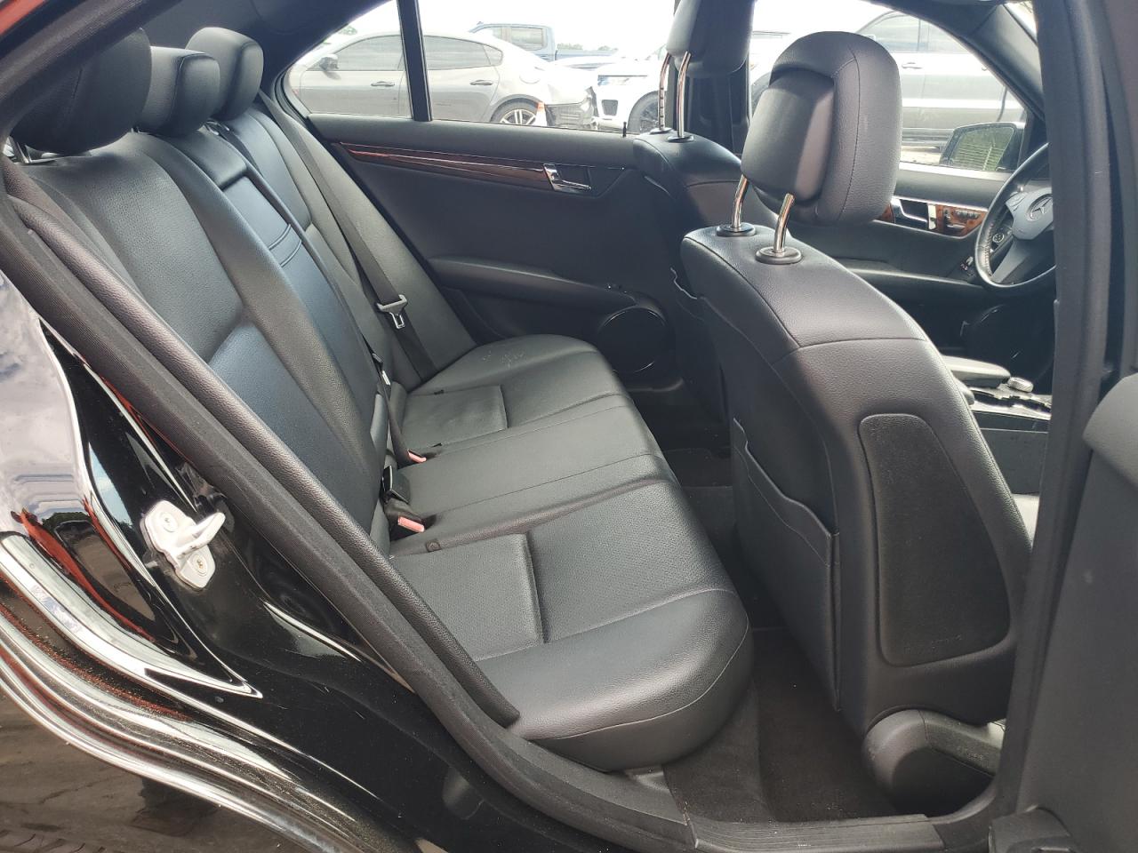 2011 Mercedes-Benz C 300 VIN: WDDGF5EB3BR180275 Lot: 56596705