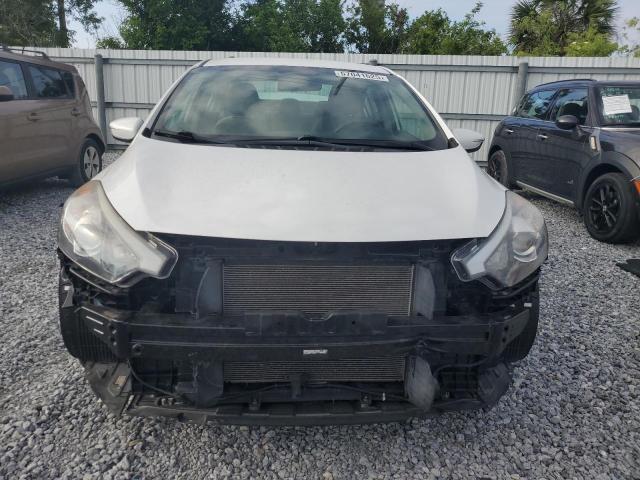  KIA FORTE 2015 Белый