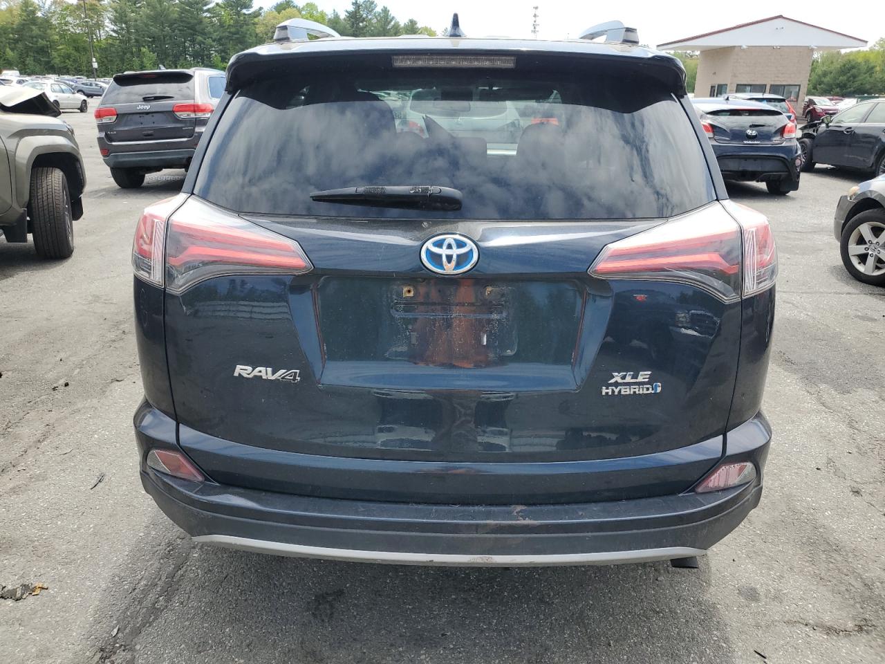 2018 Toyota Rav4 Hv Le VIN: JTMRJREV6JD188725 Lot: 56564545