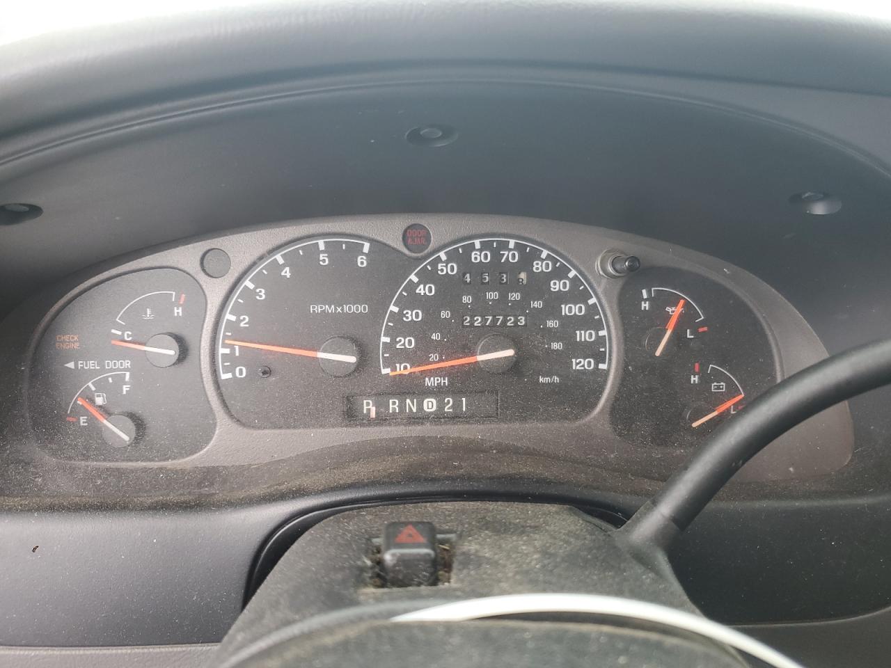 2003 Mazda B3000 Cab Plus VIN: 4F4YR46V23TM07704 Lot: 56957935