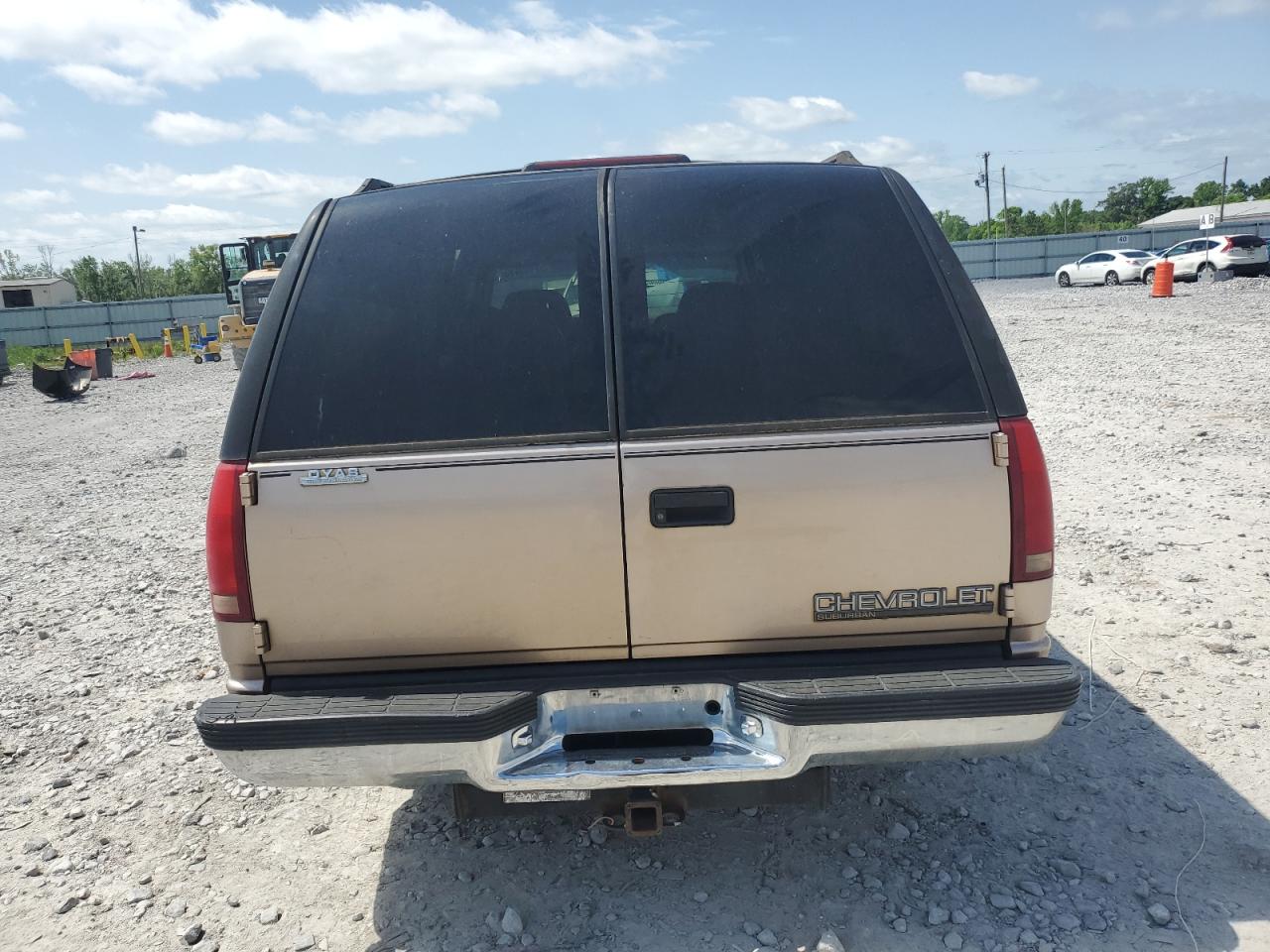 1999 Chevrolet Suburban C1500 VIN: 3GNEC16R6XG205408 Lot: 57169415