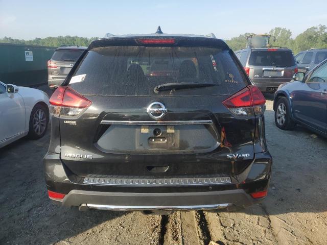  NISSAN ROGUE 2018 Czarny