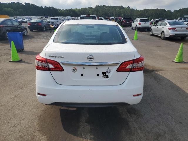 Sedans NISSAN SENTRA 2015 Biały