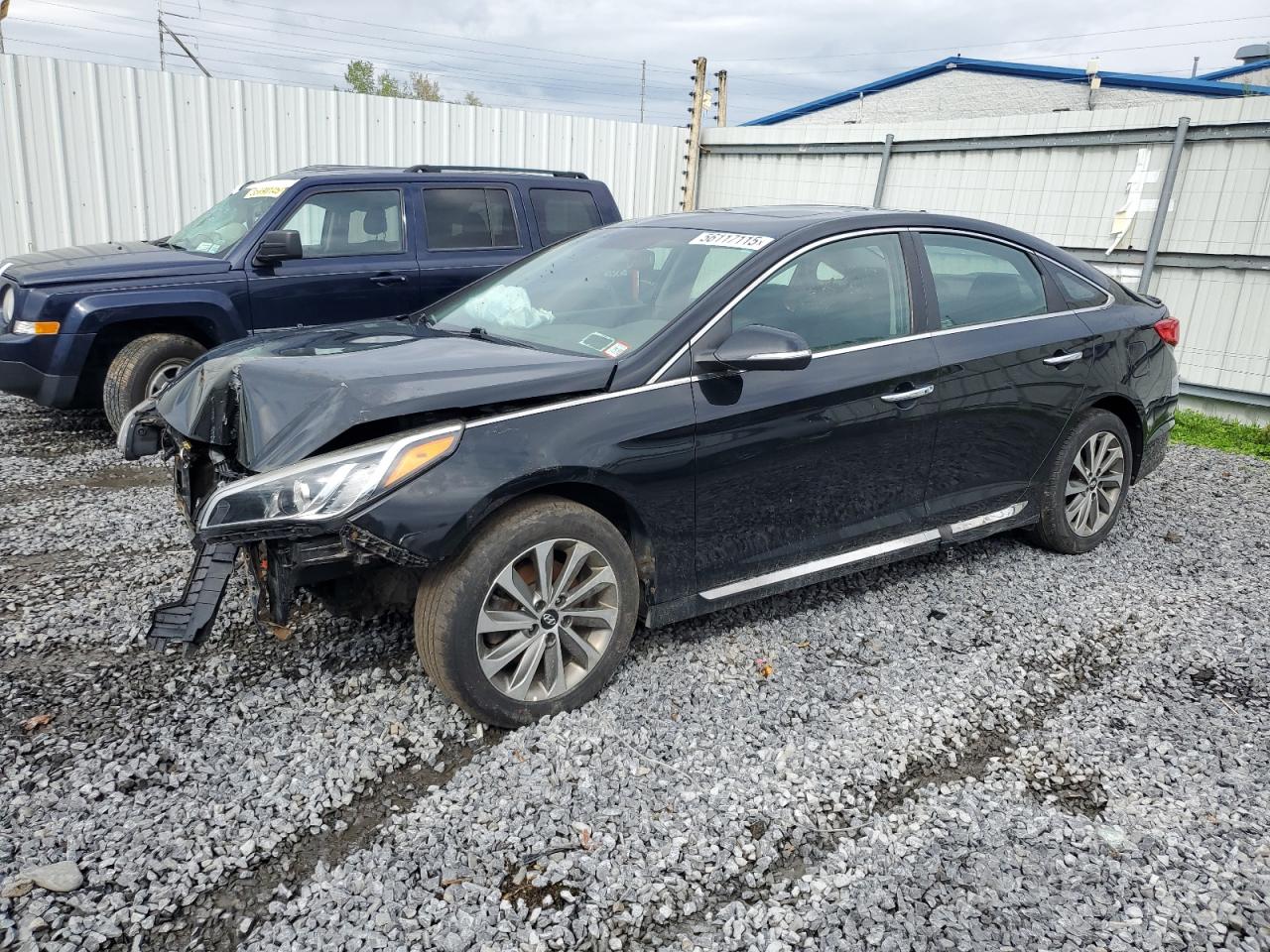 2017 Hyundai Sonata Sport للبيع في Albany، NY - Front End