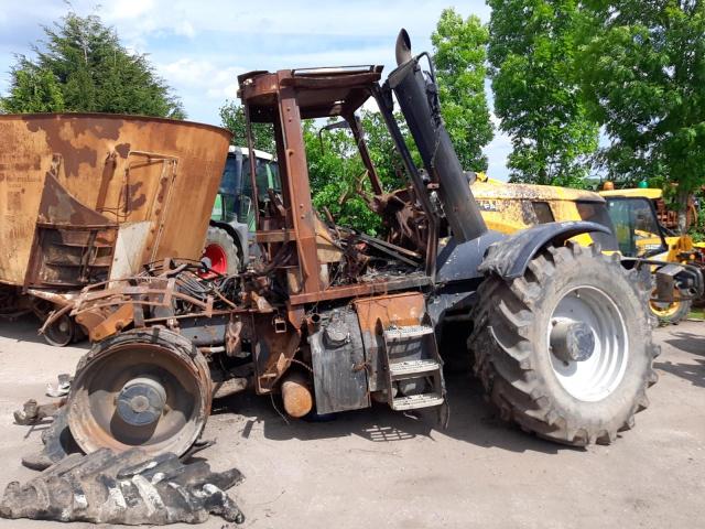 2011 JCB FAST TRACK
