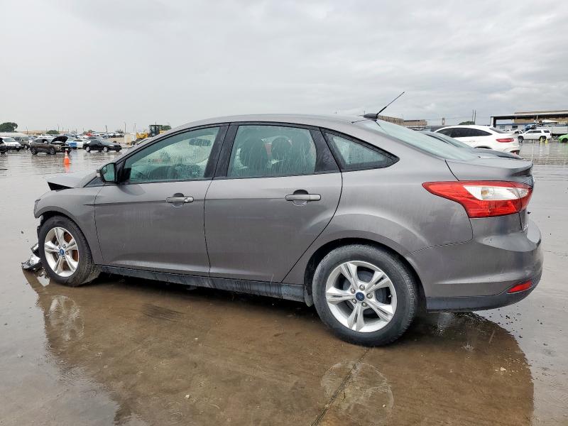 Sedans FORD FOCUS 2013 Gray