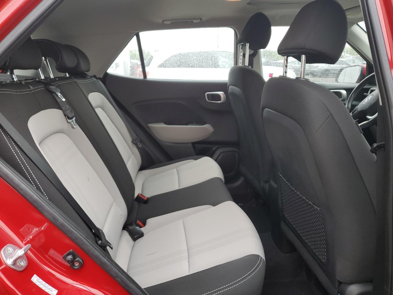 2022 Hyundai Venue Sel VIN: KMHRC8A34NU143146 Lot: 56189895