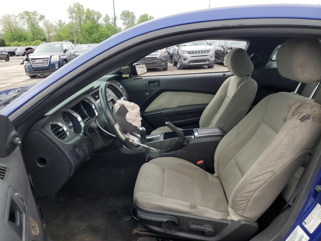 2013 Ford Mustang VIN: 1ZVBP8AM1D5215834 Lot: 56864785