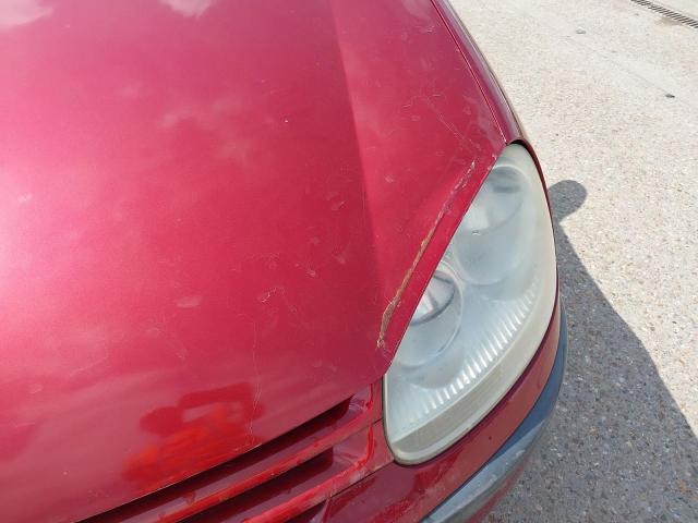 2004 VOLKSWAGEN GOLF S