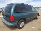 2000 Chrysler Voyager  na sprzedaż w Elgin, IL - Front End