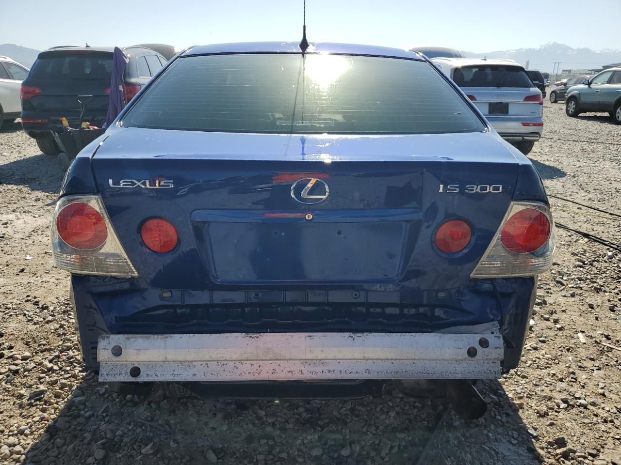 2001 Lexus Is 300 VIN: JTHBD182X10028350 Lot: 57516405