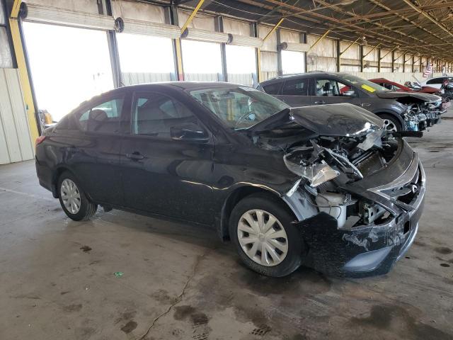  NISSAN VERSA 2016 Чорний