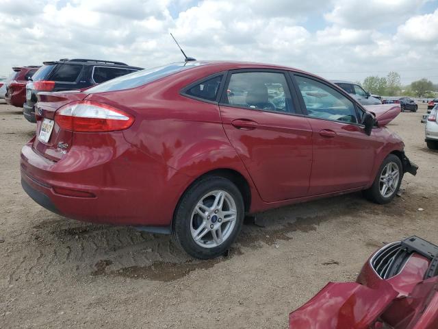  FORD FIESTA 2017 Красный
