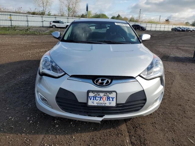 Coupet HYUNDAI VELOSTER 2017 Srebrny