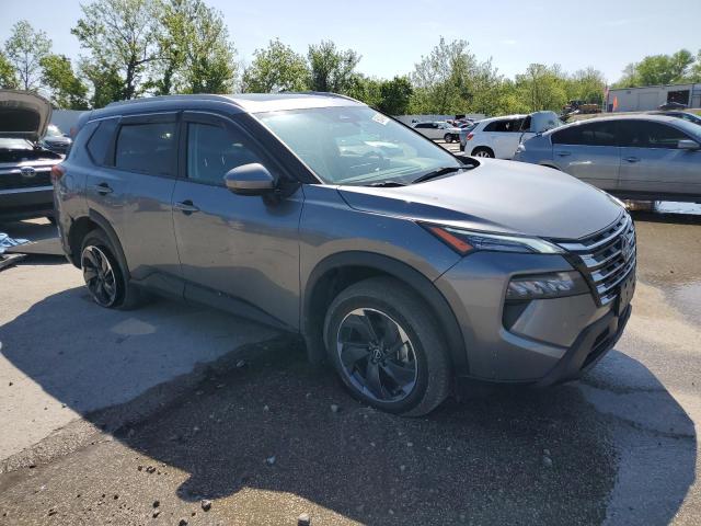  NISSAN ROGUE 2024 Серый