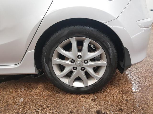 2011 HYUNDAI I30 COMFOR