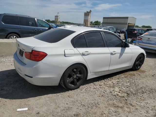  BMW 3 SERIES 2012 Белый