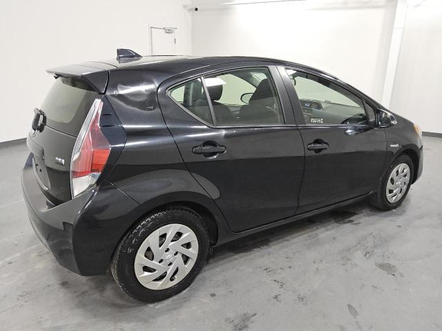  TOYOTA PRIUS 2016 Czarny